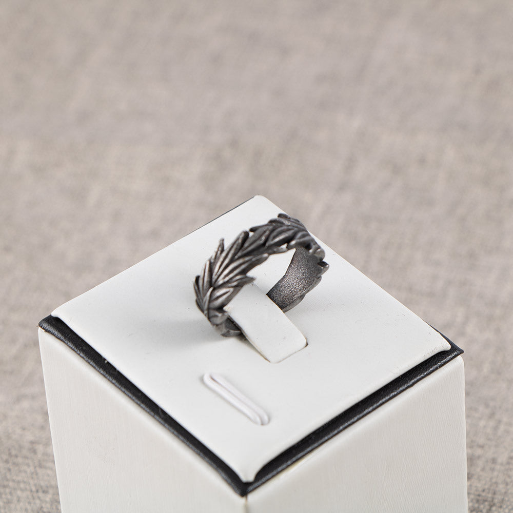 Wholesale Retro old plant wheat ear men's titanium steel ring